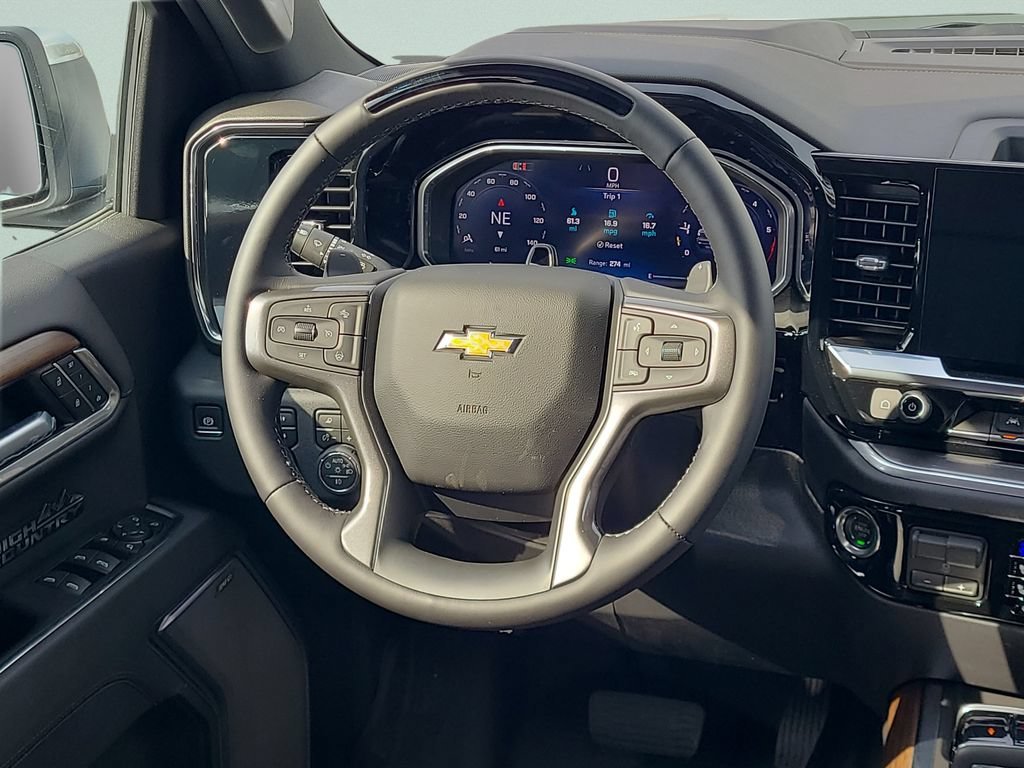 New 2026 Polar White Tricoat Chevrolet High Country image 12