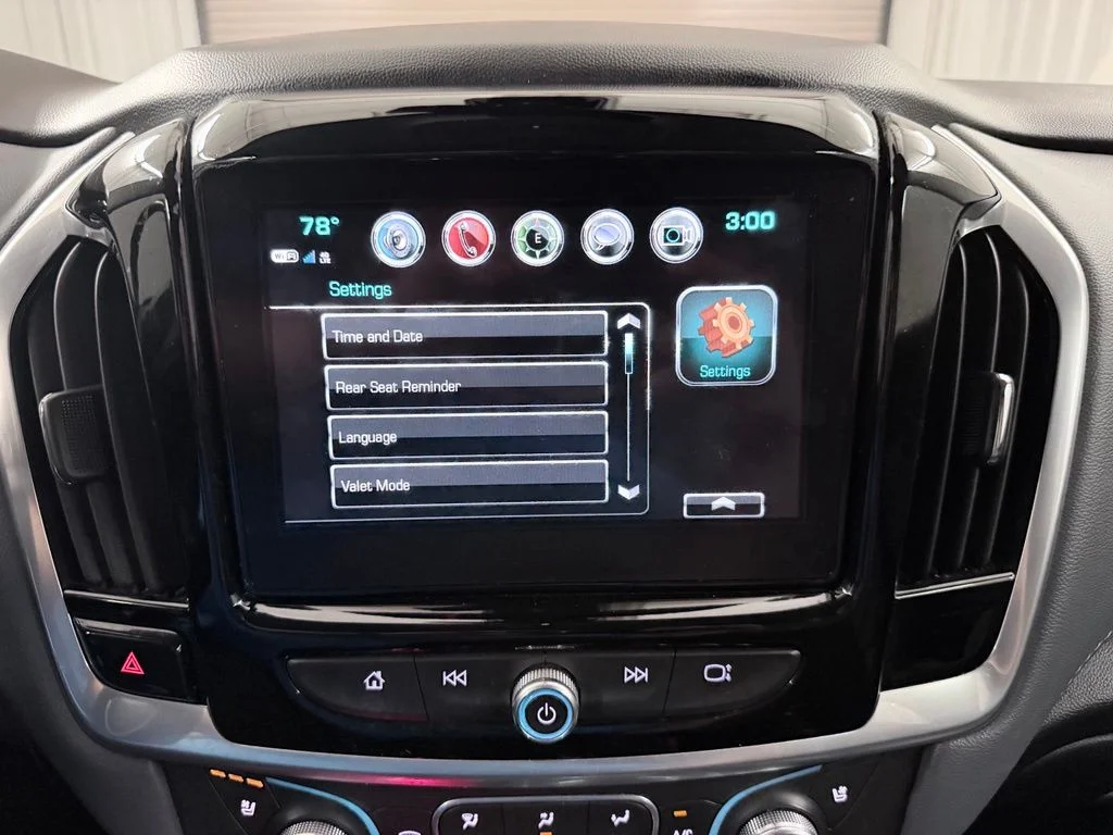 Used 2019 Red Tintcoat Chevrolet Premier image 20