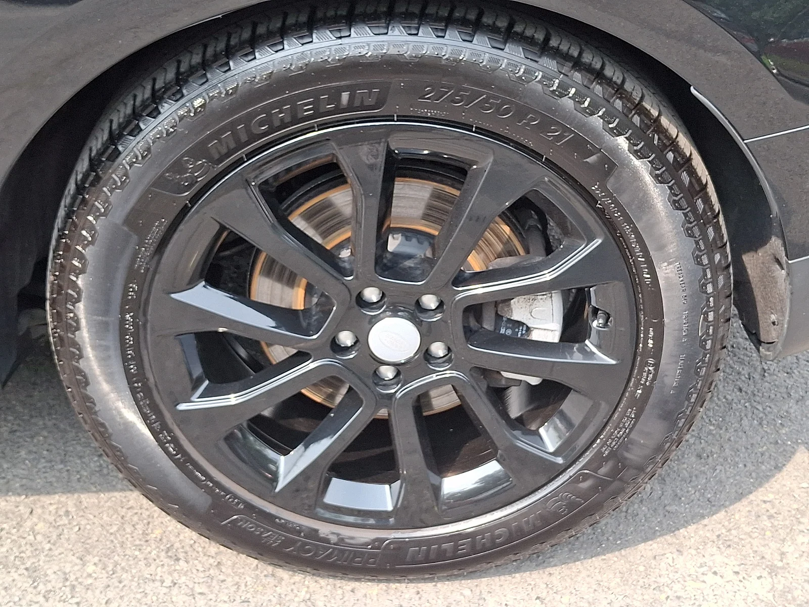 Certified Used 2023 Santorini Black Metallic - 1AG Land Rover SE image 30