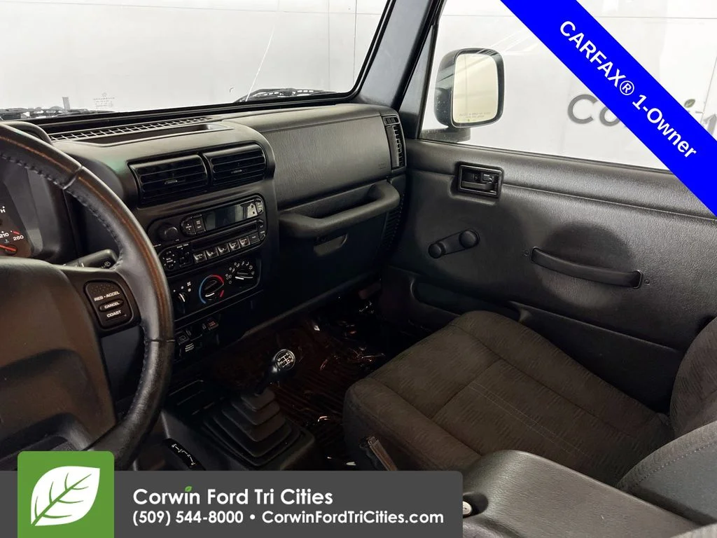 Used 2003  Jeep Rubicon image 21
