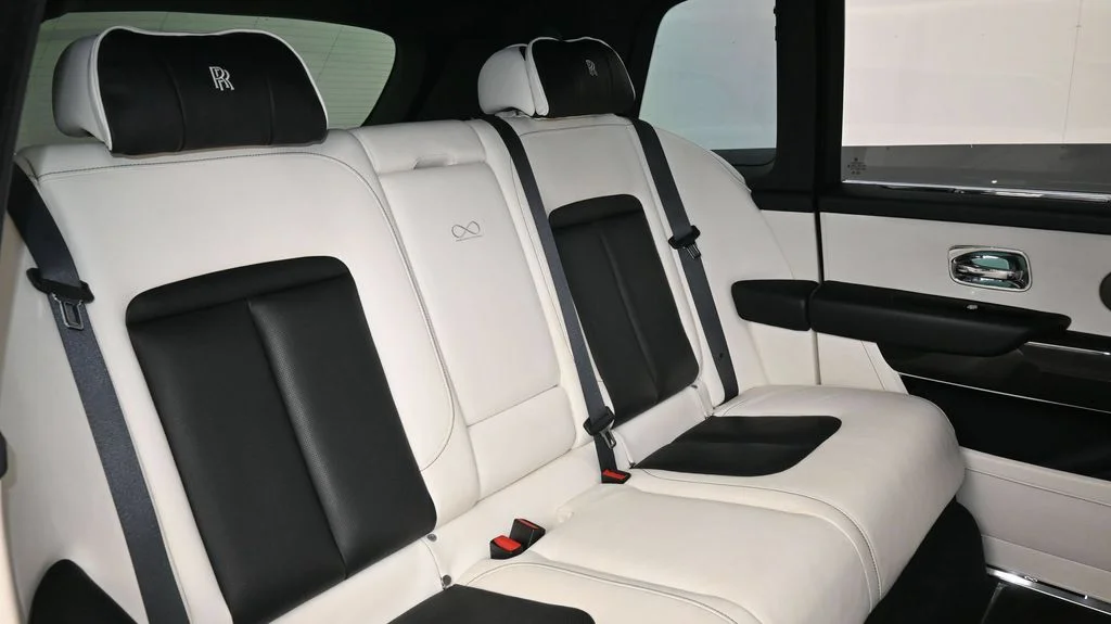 Certified Used 2022 White Rolls-Royce Black Badge image 8