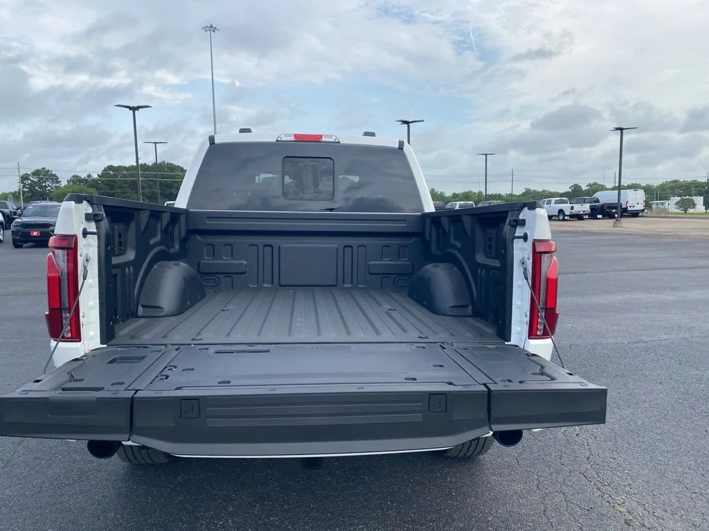2025 Ford F-150 Lariat - Photo 47