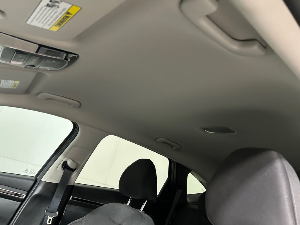 Used 2024 Gray Hyundai SEL image 23