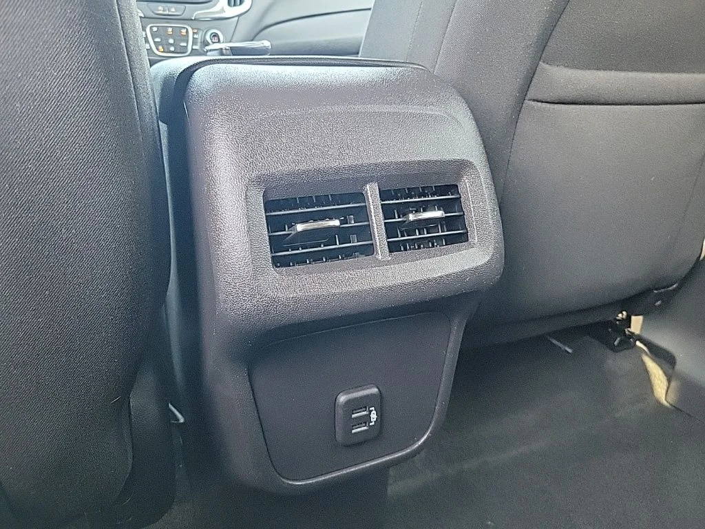 Used 2024 Blue Chevrolet LT image 13