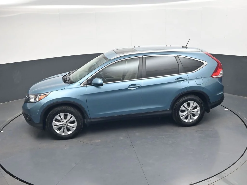 Used 2014 Twilight Blue Metallic Honda EX-L image 18