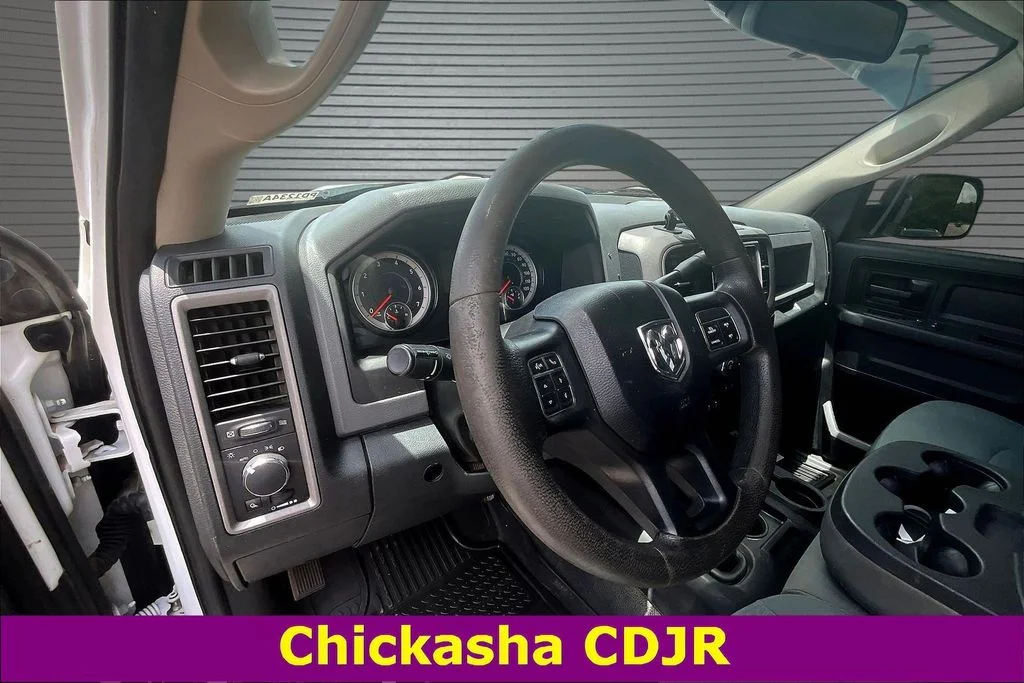 Used 2016 White Ram Tradesman image 9