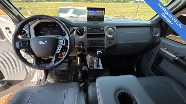 Used 2022  Ford NA image 17