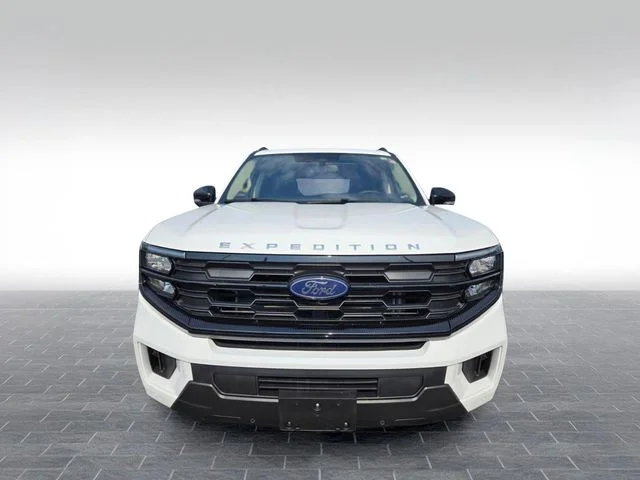 Used 2025 White Ford Active image 2