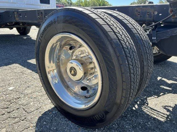 Used 2025 White Ford XL image 54