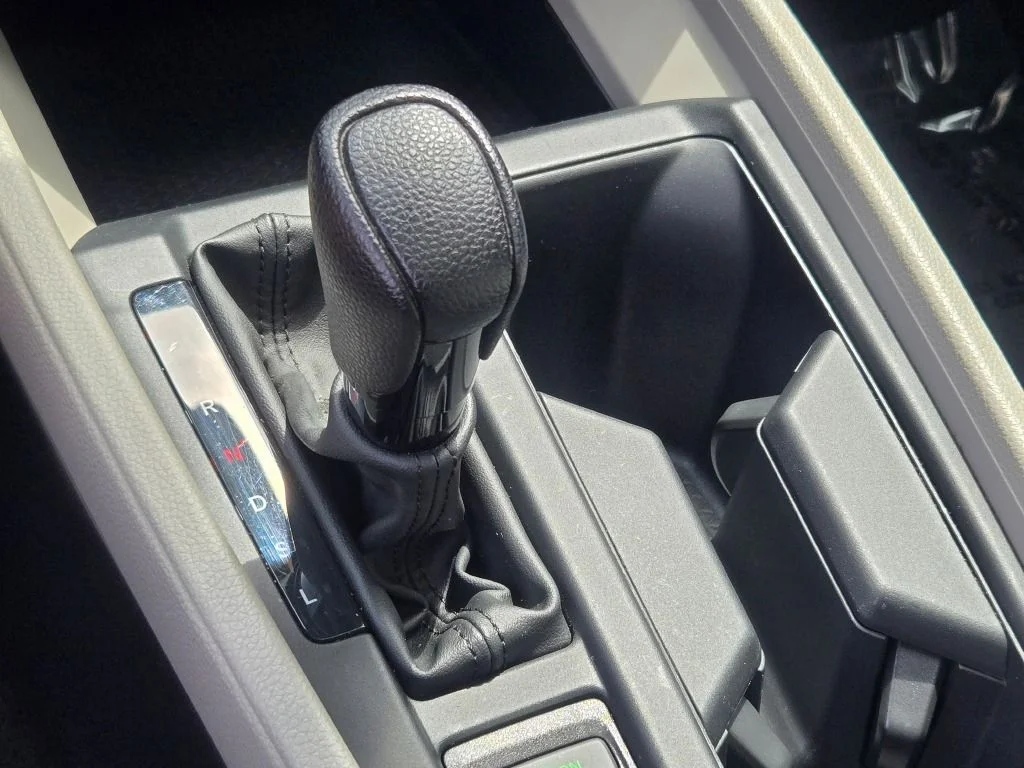 Used 2023  Honda EX image 25