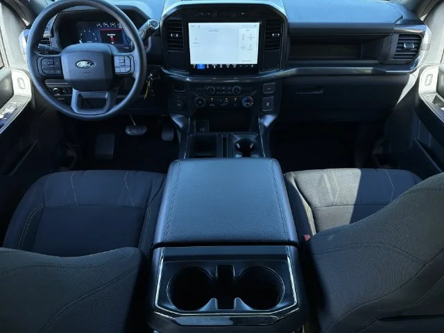 Used 2024 Silver Ford XLT image 18