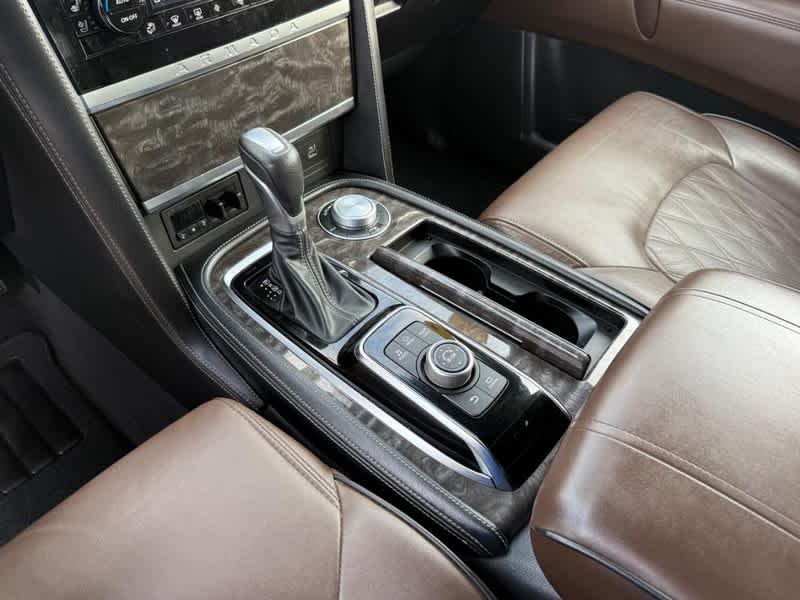 Used 2021 Super Black Nissan Platinum image 23