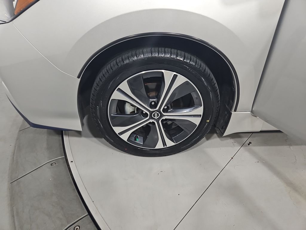 Used 2021 Brilliant Silver Metallic Nissan SL Plus image 27