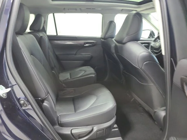 Used 2023 Blueprint Toyota Platinum image 13