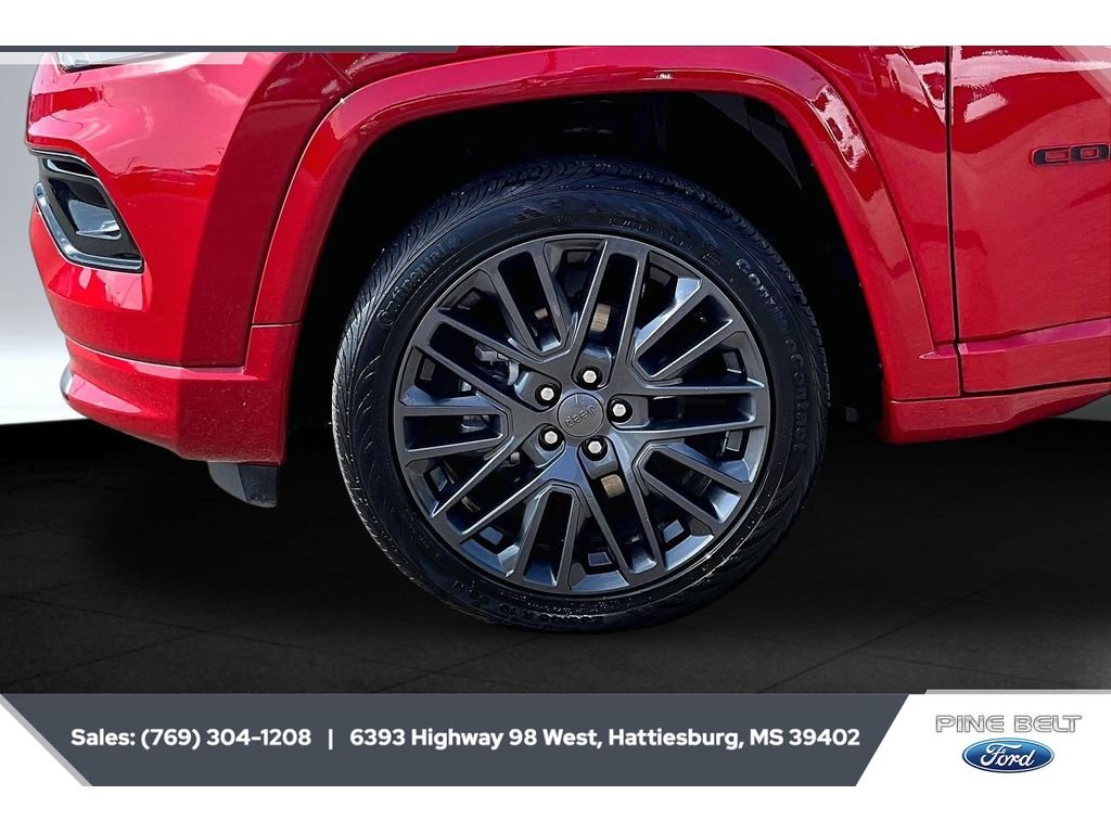 Used 2022  Jeep (RED) Edition image 7