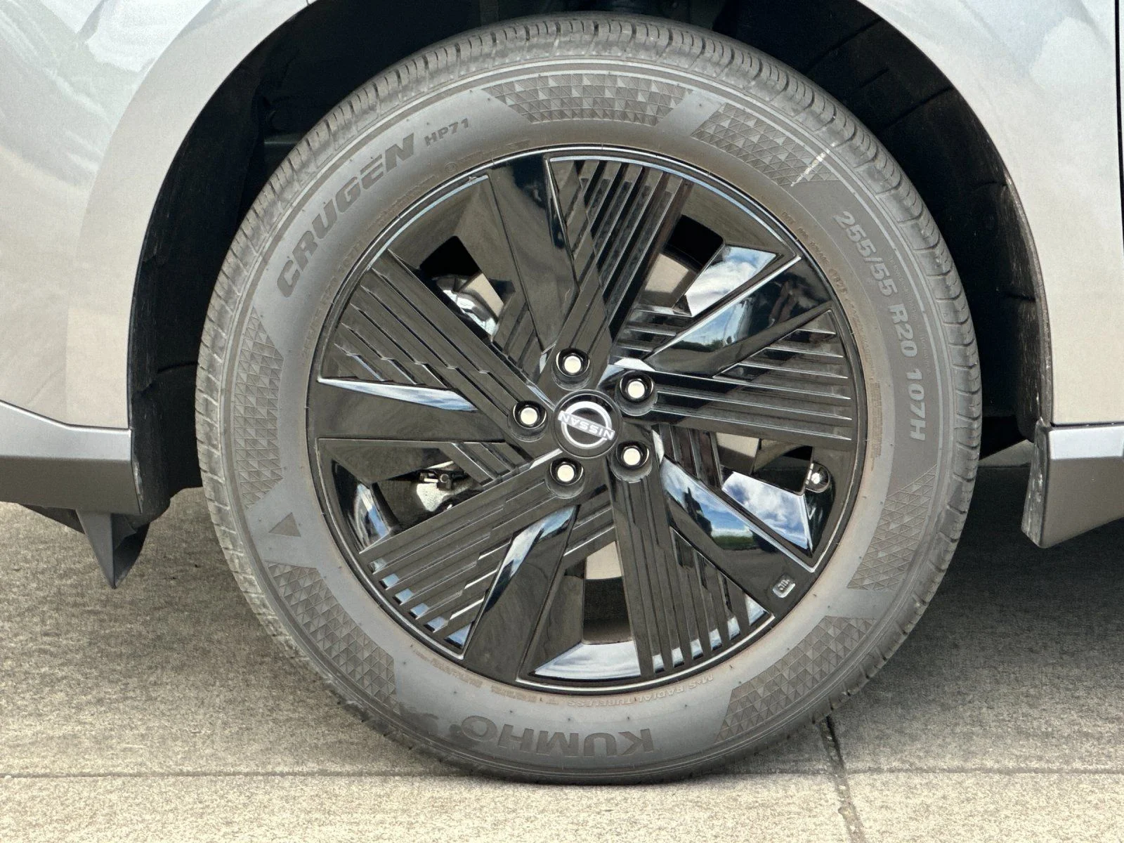 Used 2025 Gun Metallic Nissan SV image 23