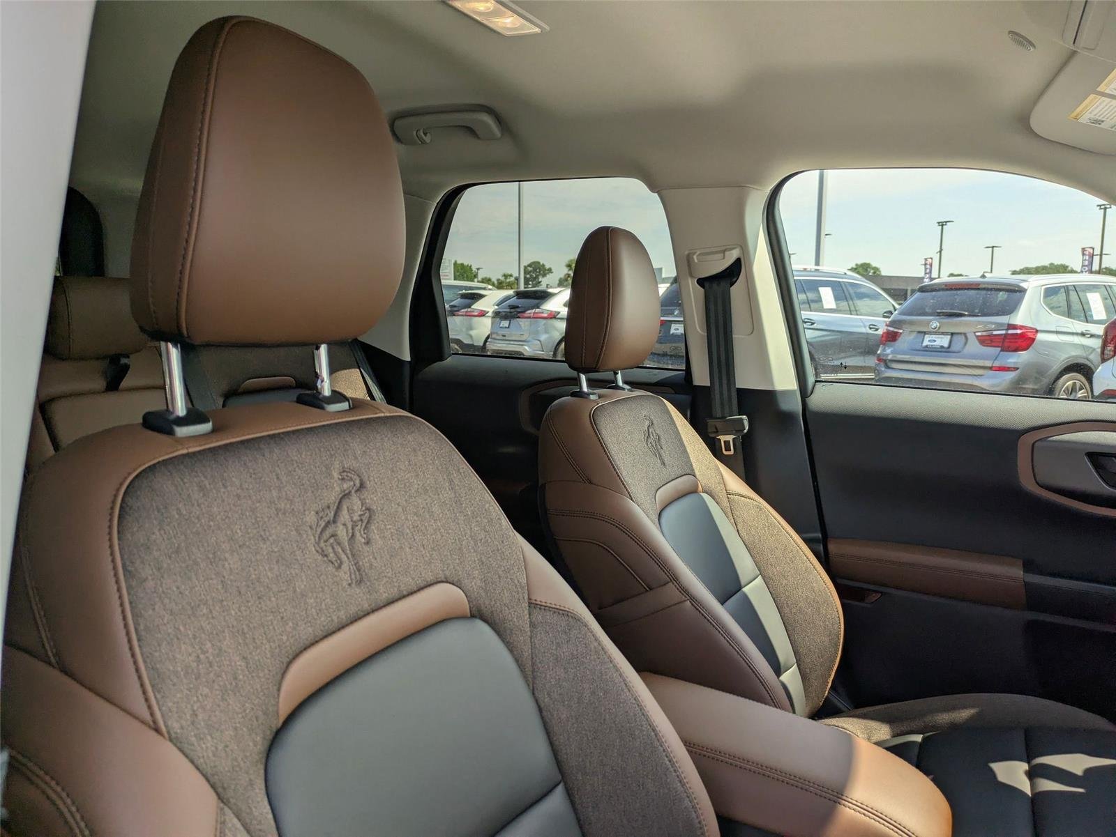 New 2026 Azure Gray Metallic Tri-Coat Ford Outer Banks® image 33