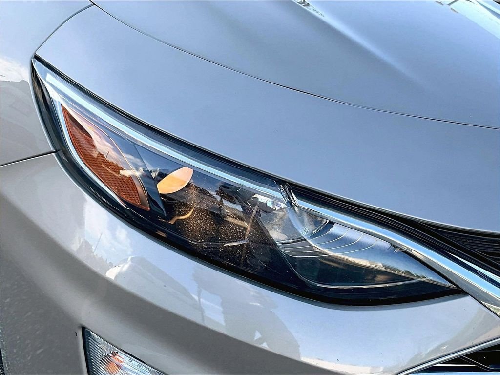 Used 2022 Gray Chevrolet LT image 30