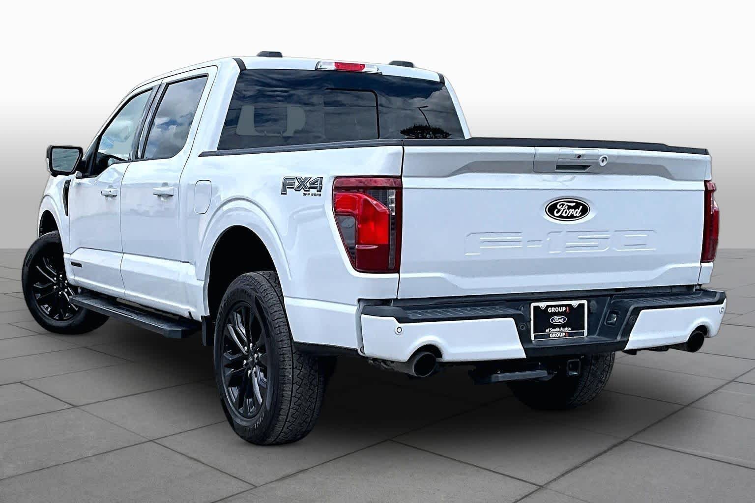 Certified Used 2025 Space White Metallic Ford XLT image 6