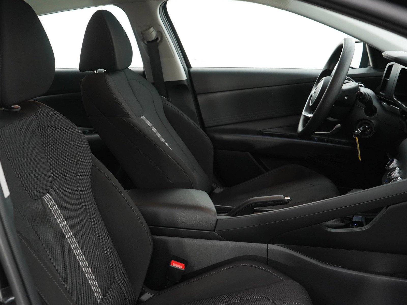 Used 2024 Abyss Black Hyundai SE IVT image 11