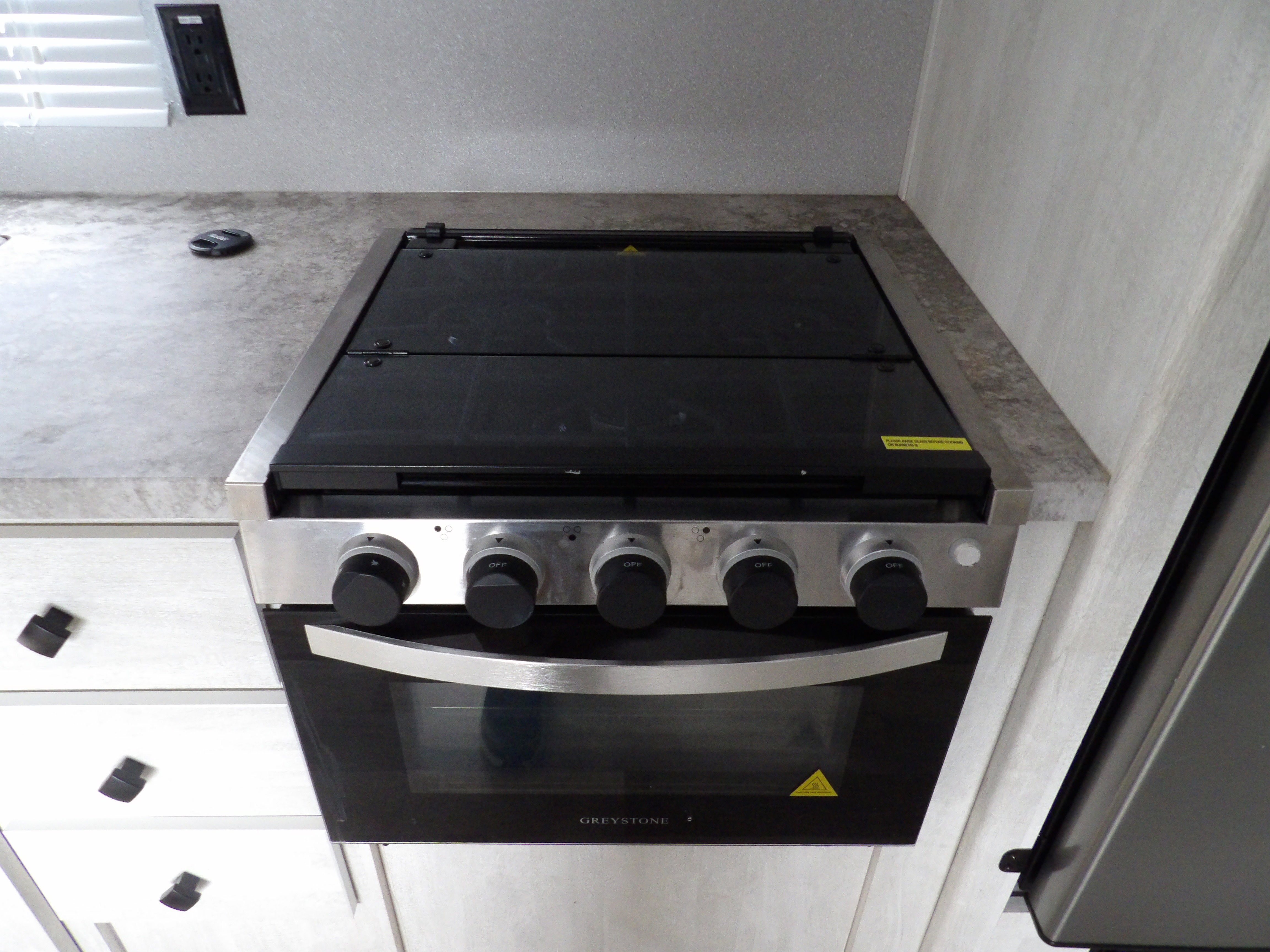 Used 2022  Forestriver 25RB image 8