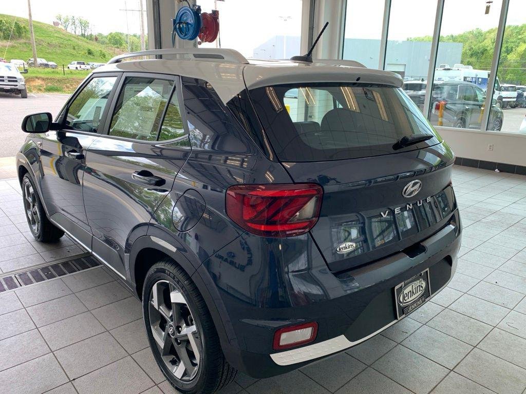 New 2026 White Hyundai SEL w/Two-Tone Roof image 12