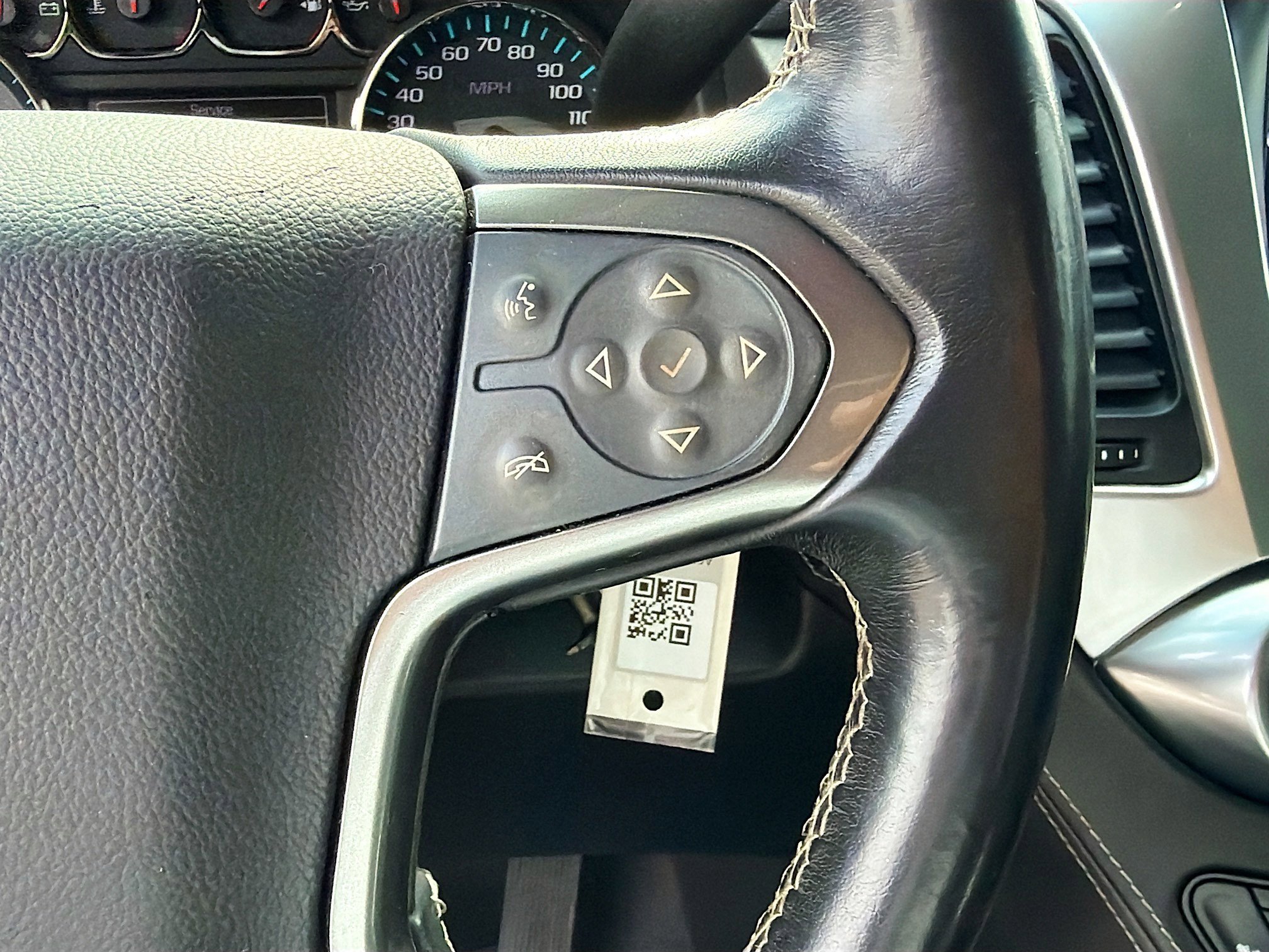 Used 2020 Summit White Chevrolet LT image 39