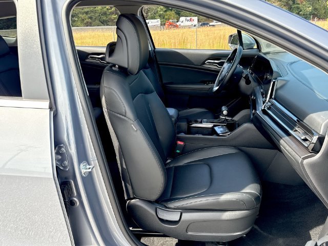 Used 2024 Silver Kia EX image 25