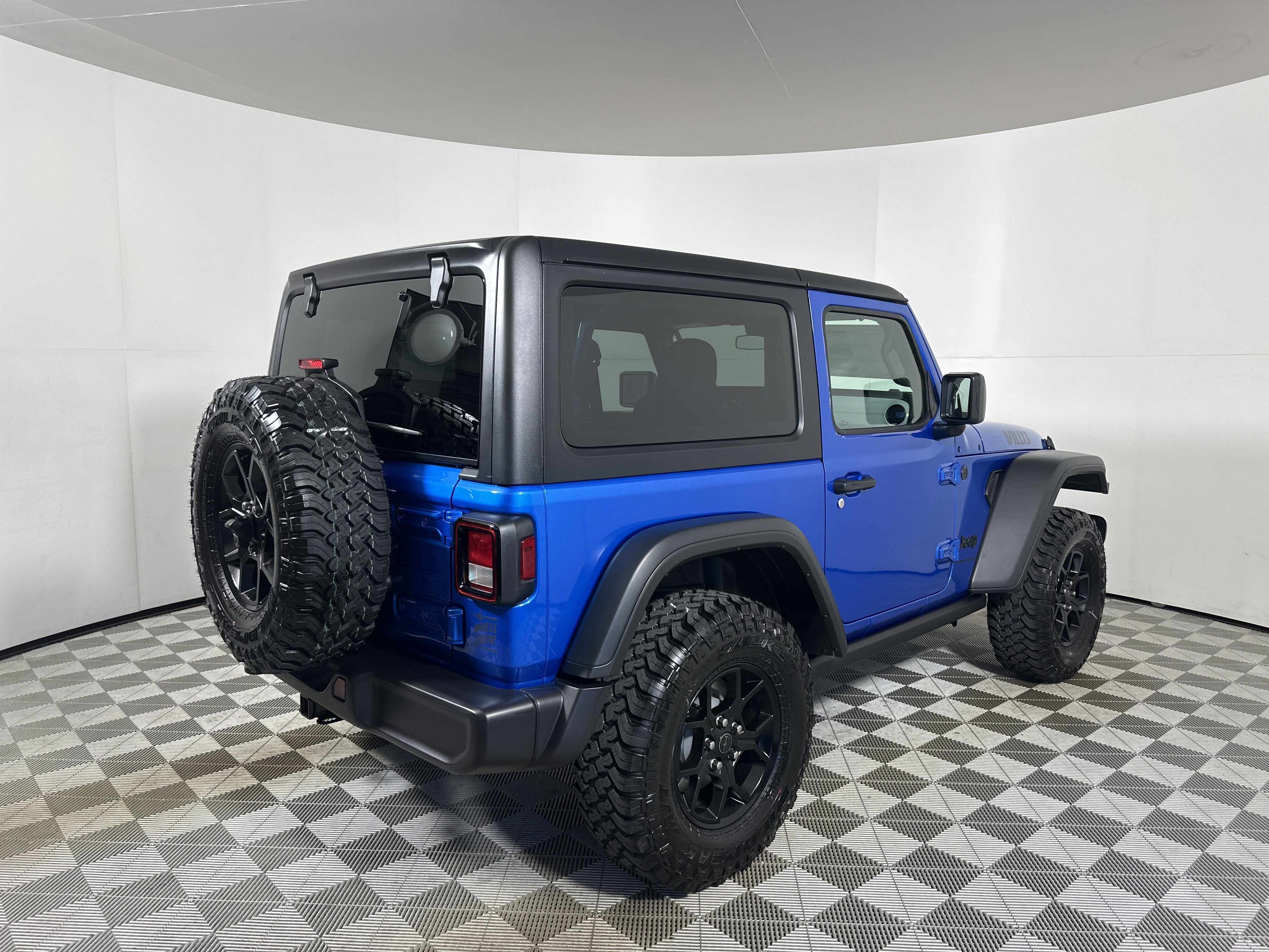 2026 Jeep Wrangler 2-Door Willys - Photo 7