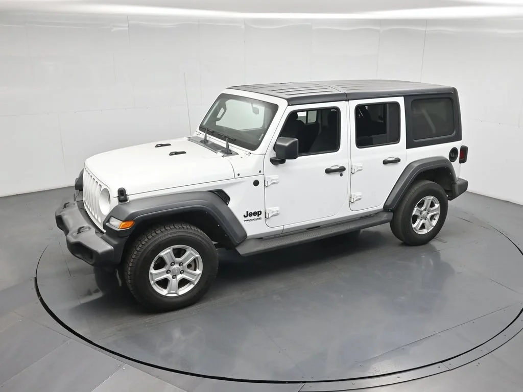 Used 2022 White Jeep Unlimited Sport S image 18