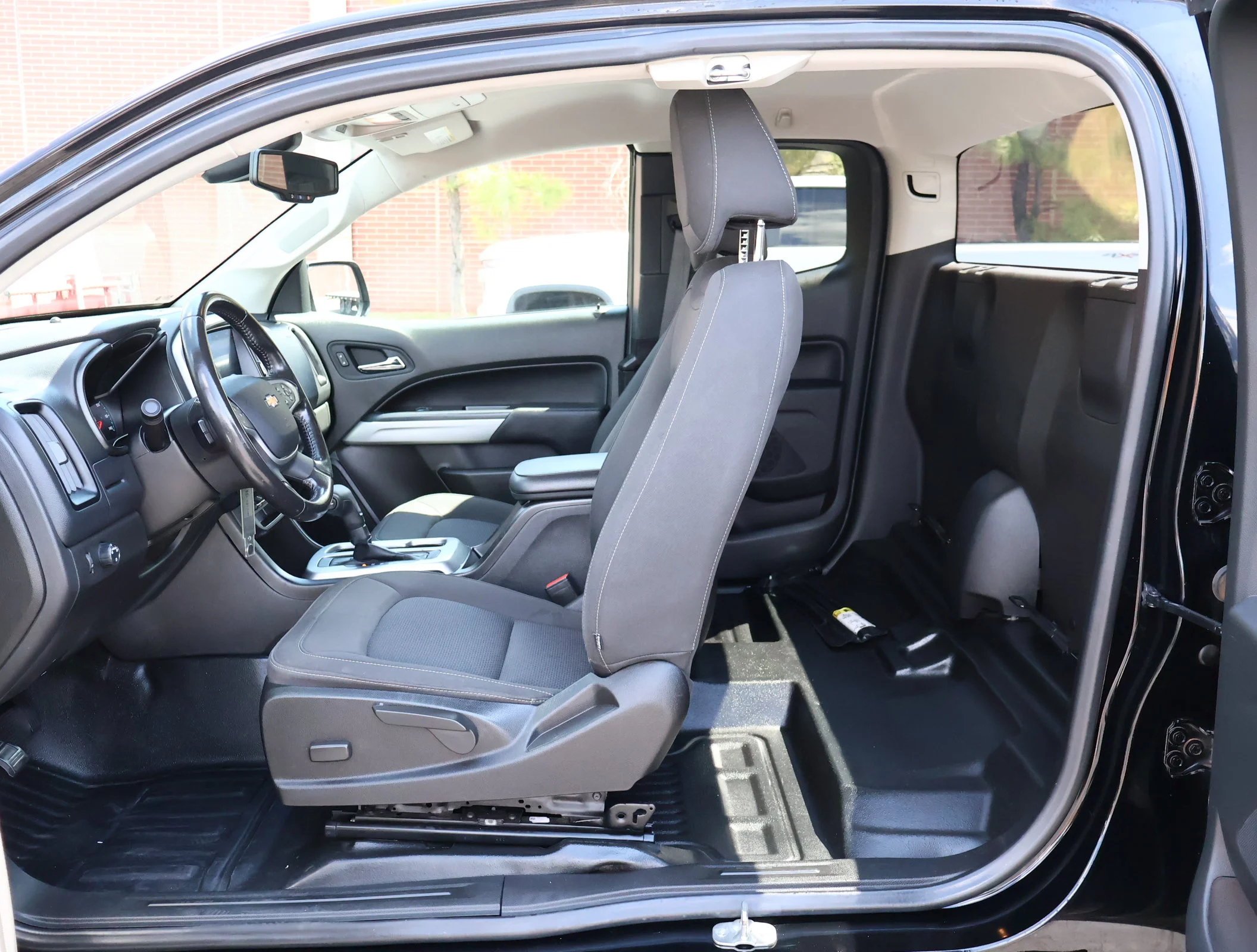 Used 2021 BLACK Chevrolet 2WD LT image 12