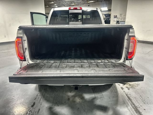 Used 2018 QUICKSILVER METALLIC GMC Denali image 23