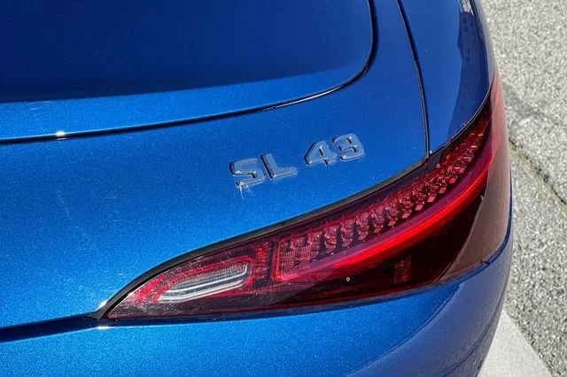 Used 2023 Starling Blue Metallic Mercedes-Benz SL 43 AMG® image 33