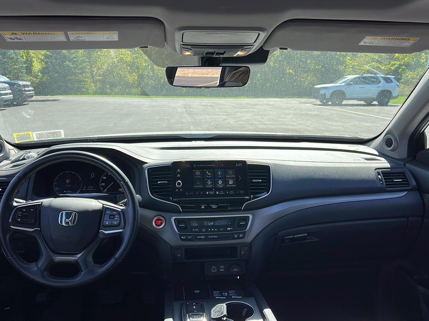 Used 2024 Platinum White Pearl Honda RTL image 11