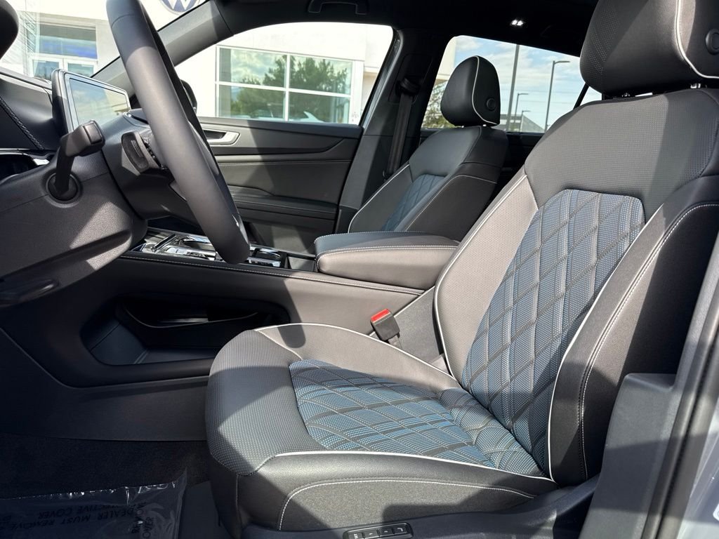 New 2026 Pure Gray Volkswagen SEL Premium R-Line image 9