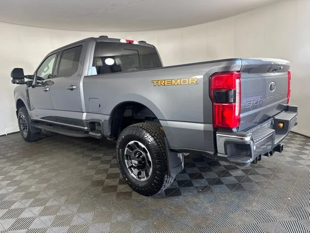 Certified Used 2023 Gray Metallic Ford Lariat image 6