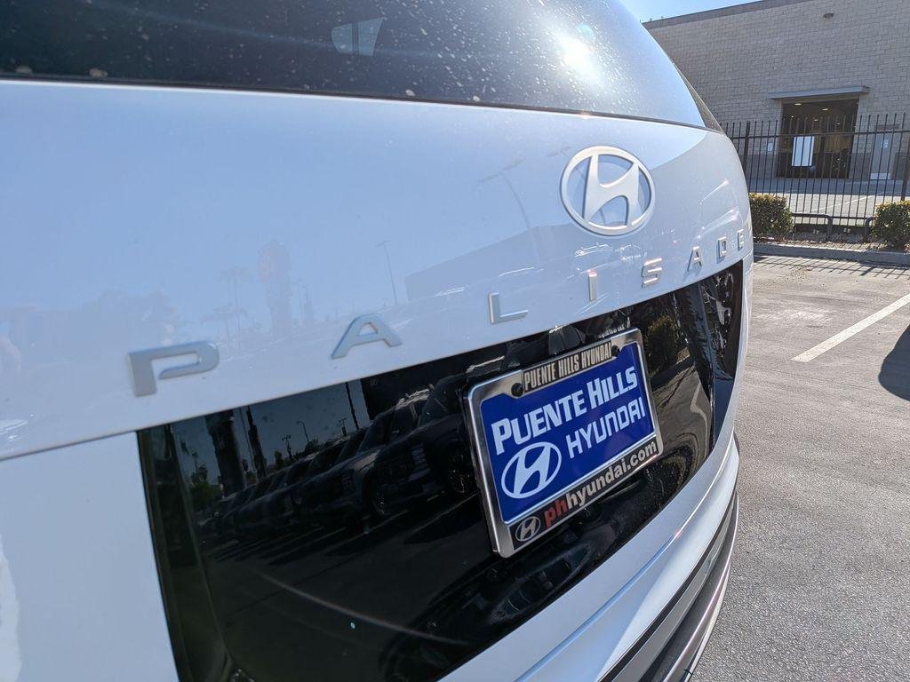 New 2026 White Hyundai Blue SEL 7P image 10