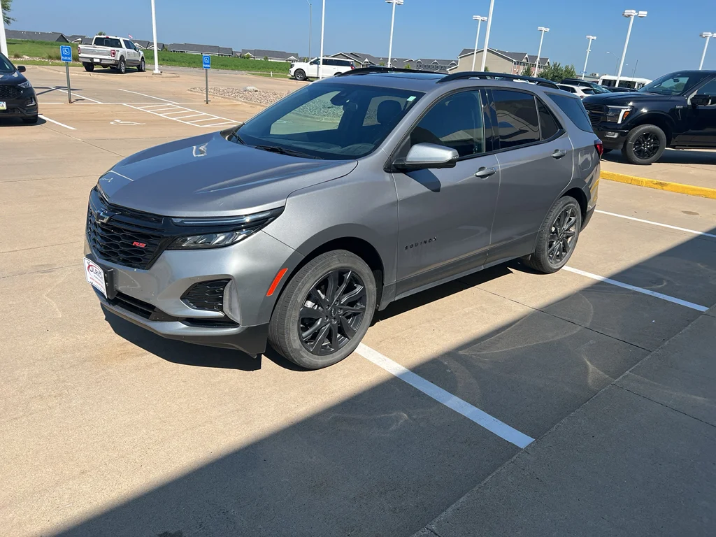 Used 2024 Sterling Gray Metallic Chevrolet RS image 4