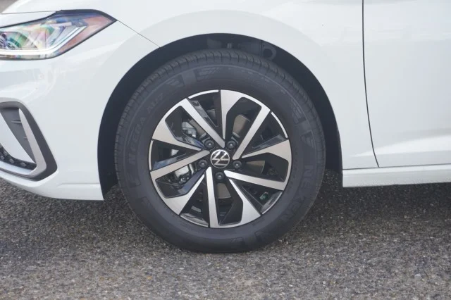 New 2027 WHITE Volkswagen S image 13