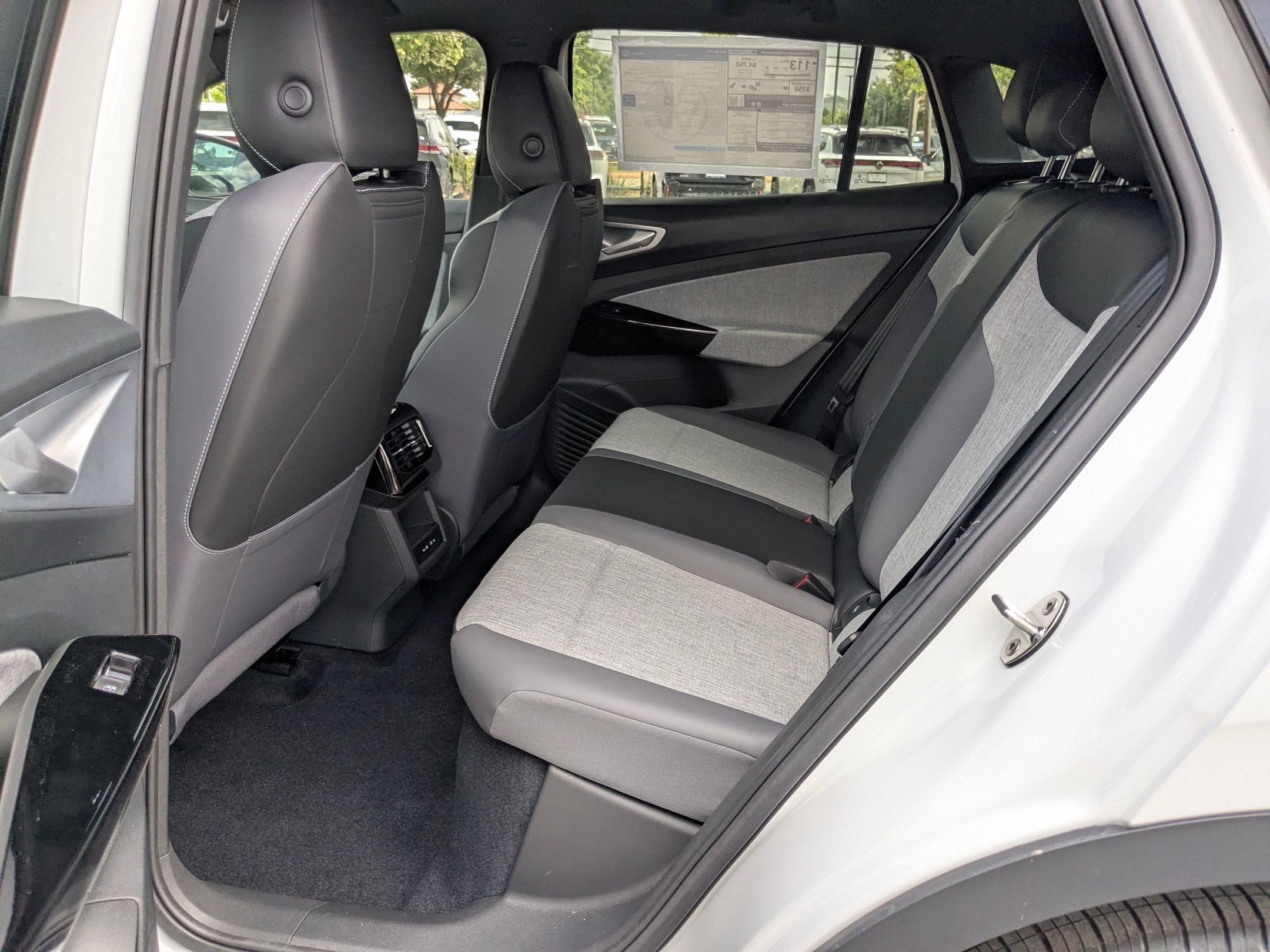 New 2026 Opal White Pearl Volkswagen Pro image 15