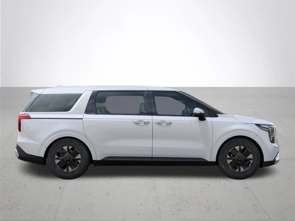 New 2026 White Kia LXS image 7