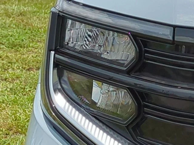 New 2026 Glacier Gray Metallic Tri-Coat Ford MAX Platinum® image 10
