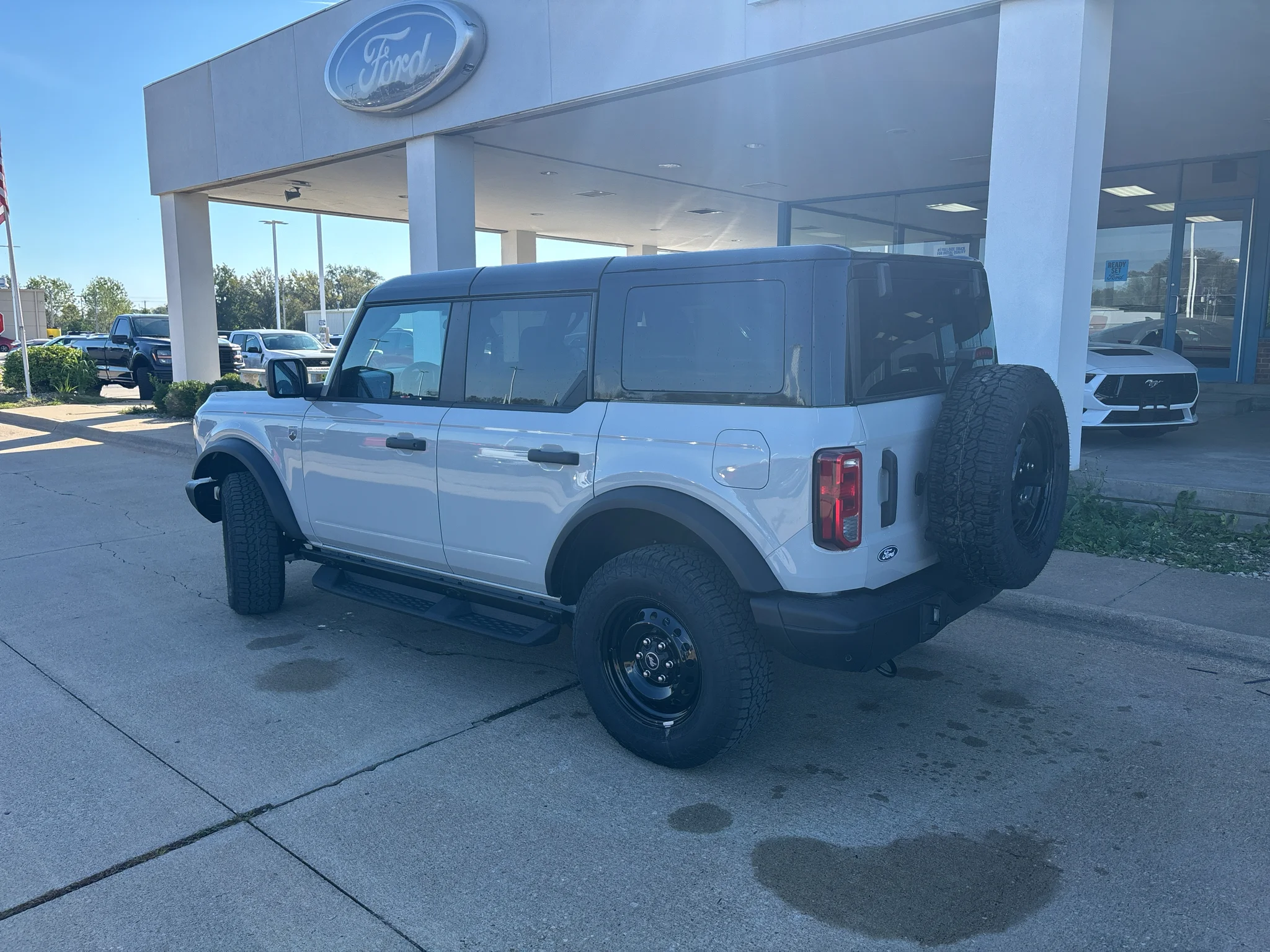New 2026 Avalanche Gray Ford Big Bend image 11