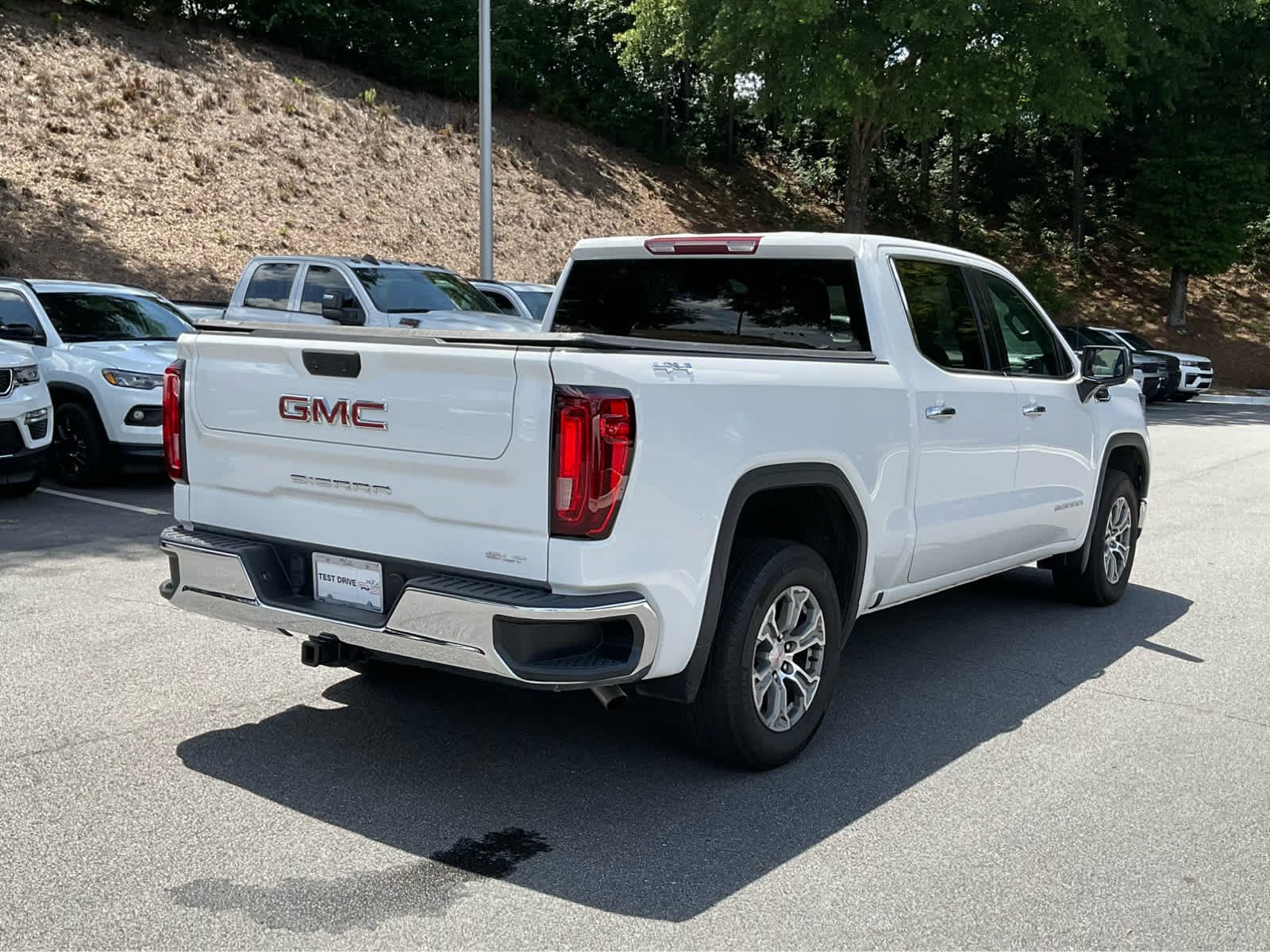 Used 2024 Summit White GMC SLT image 5