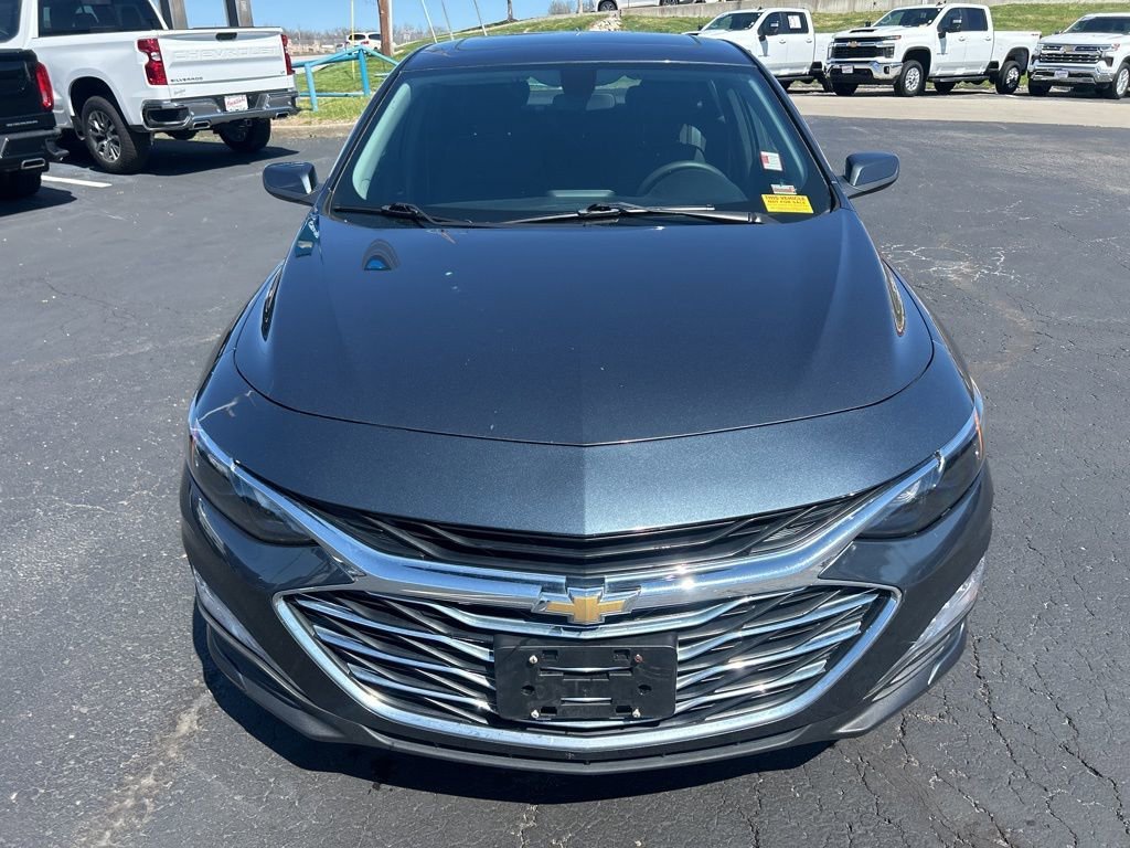 Used 2019 Chevrolet Malibu 1LT with VIN 1G1ZD5STXKF142073 for sale in Liberty, MO