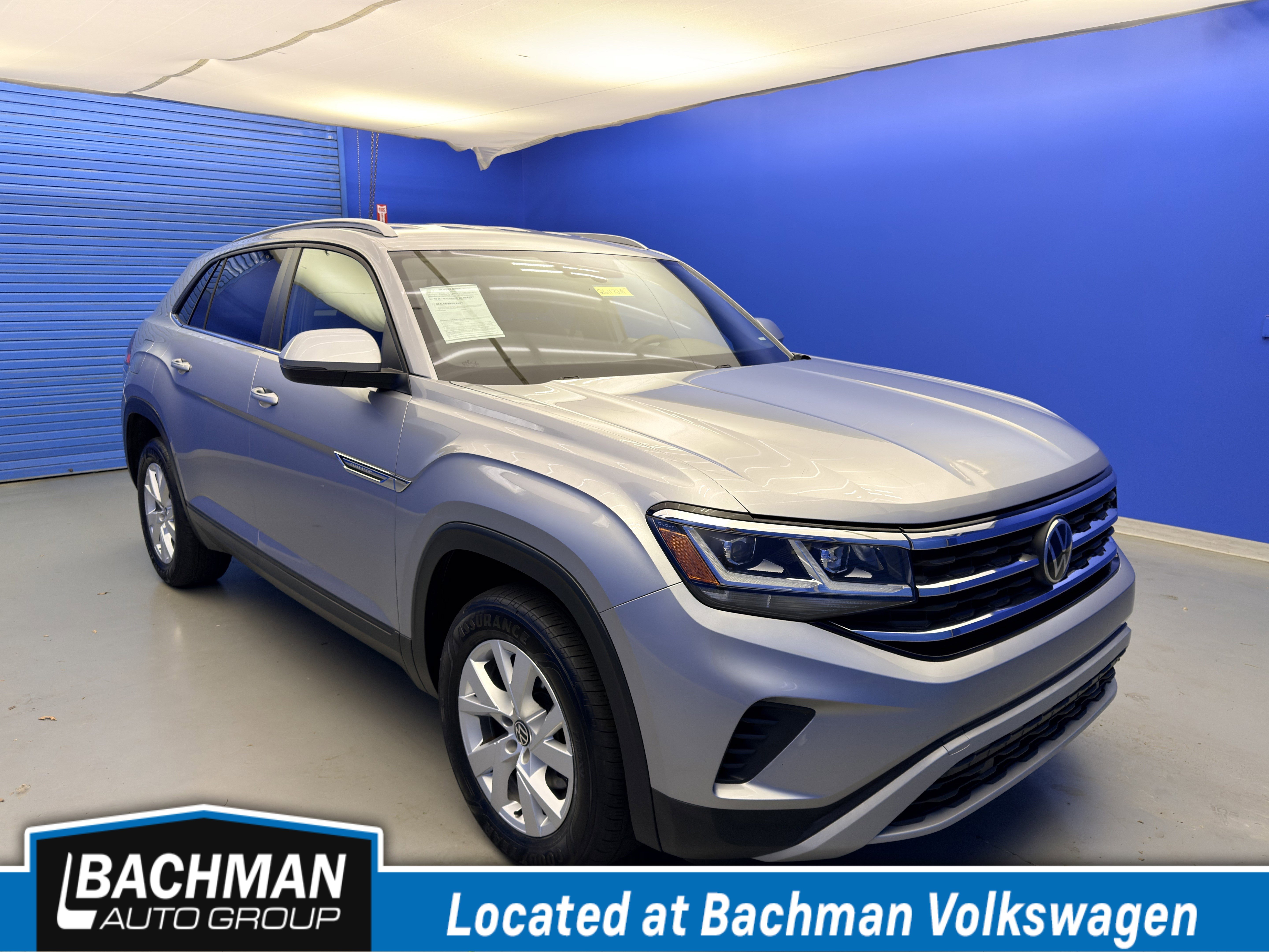 2020 Volkswagen Atlas Cross Sport 2.0T S's photo