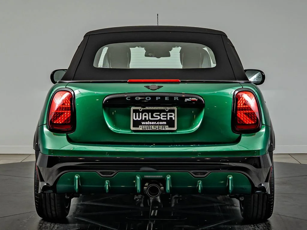 New 2026 British Racing Green MINI Iconic image 7