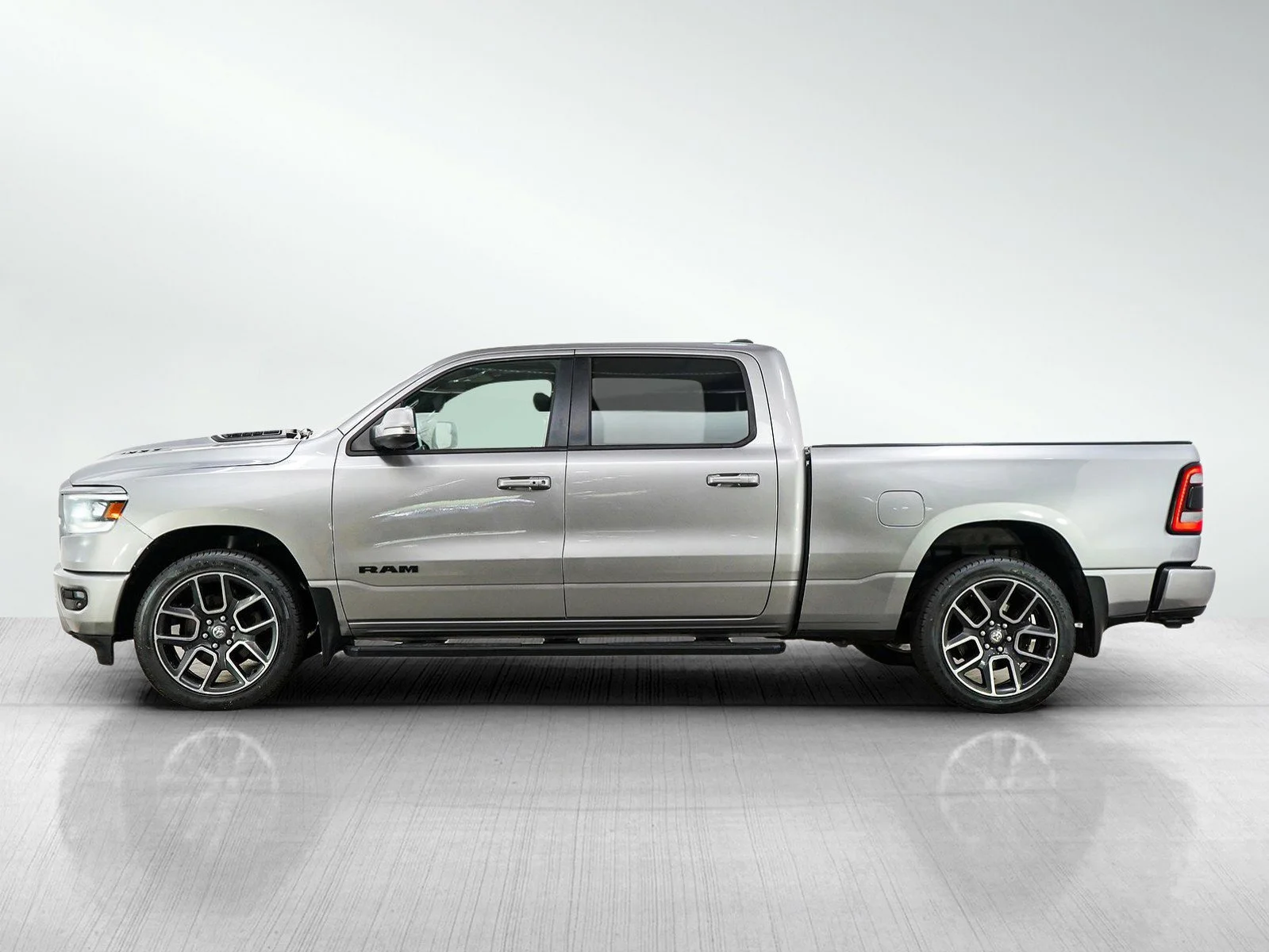 Used 2019 RAM Ram 1500 Sport with VIN 1C6SRFTT8KN835042 for sale in Wayzata, Minnesota