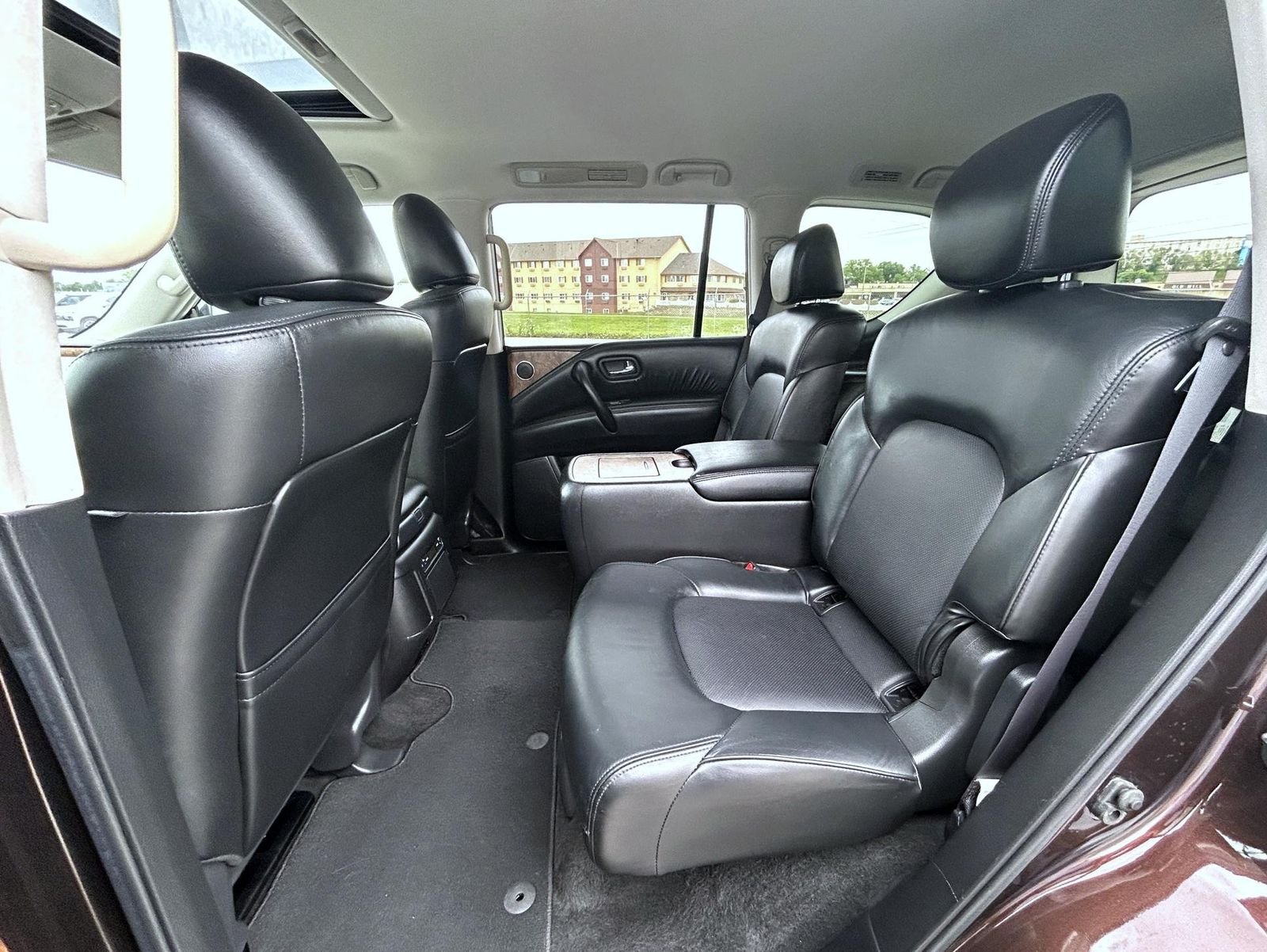 Used 2021 Brown Nissan SL image 20