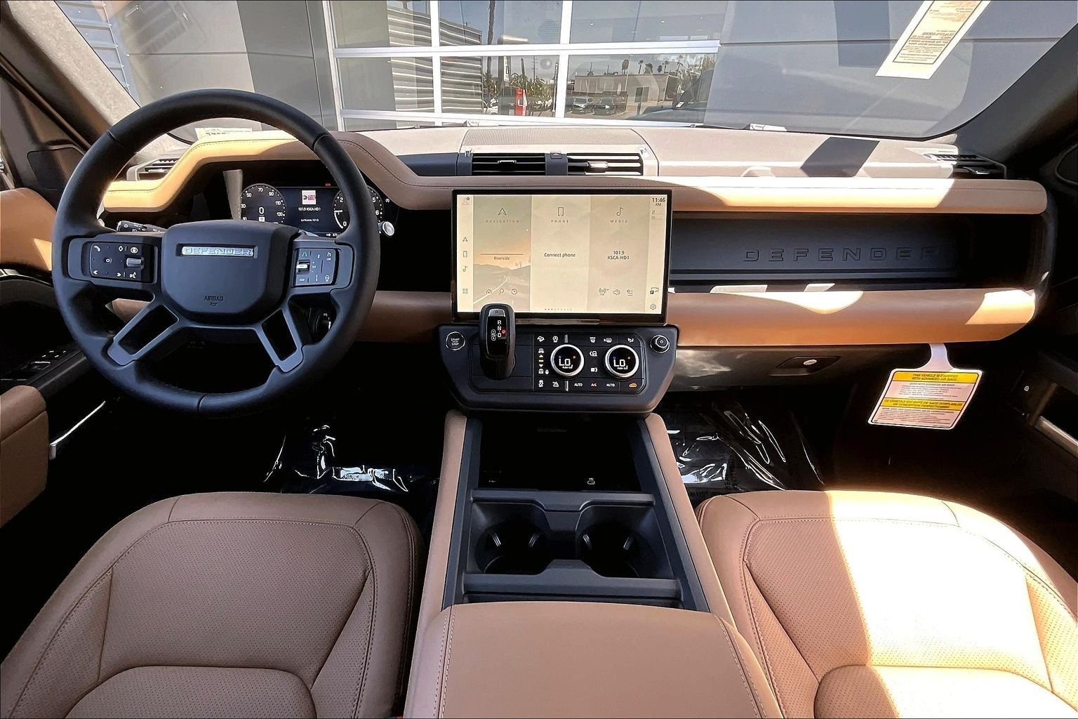 New 2026 Santorini Black Land Rover S image 5